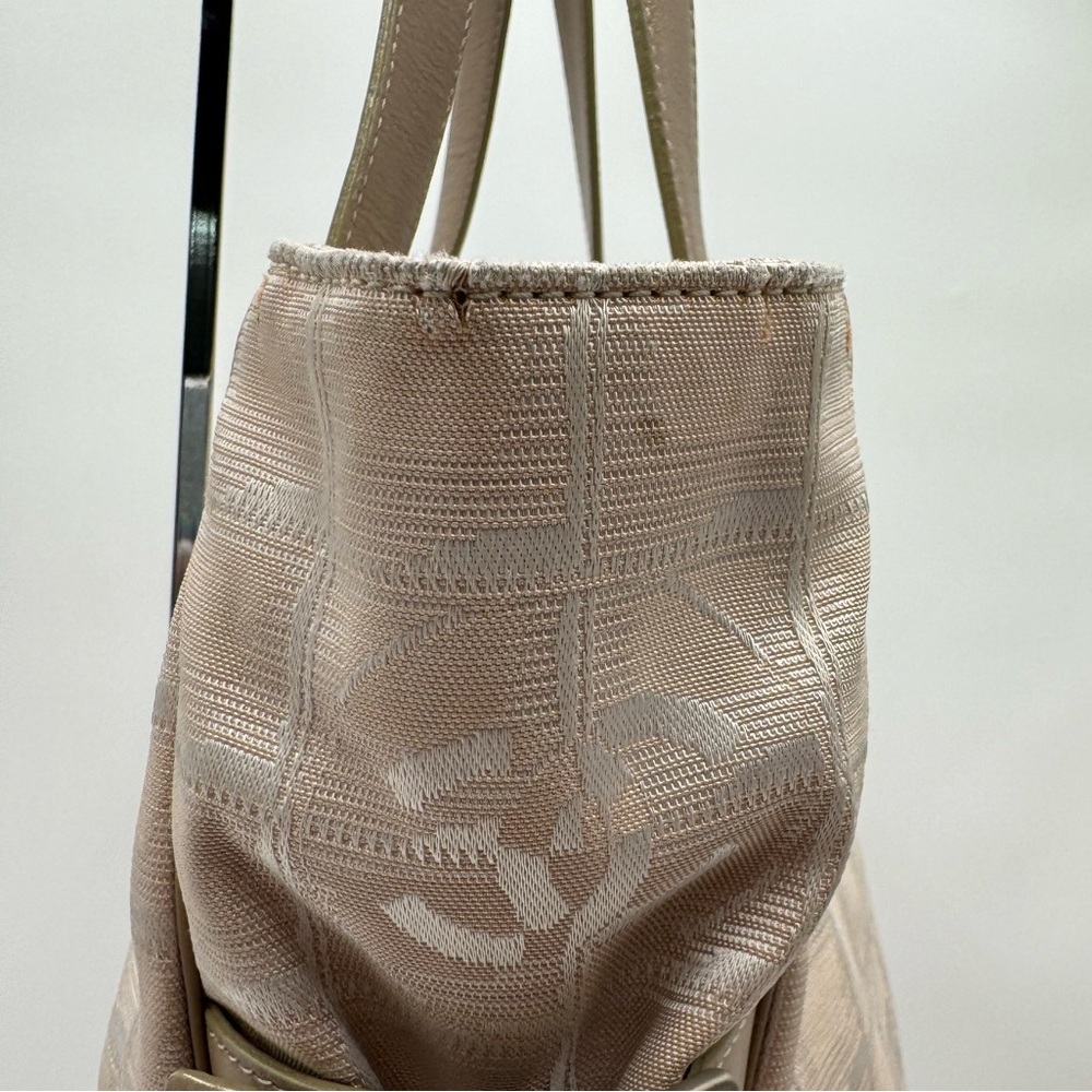 Chanel-Authentic- Travel Line Tote Bag Pink Blush - Picture 7 of 16